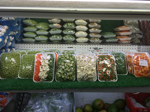 Indian Grocery Store «Coconut Hill Indian Grocery», reviews and photos, 554 S Murphy Ave, Sunnyvale, CA 94086, USA