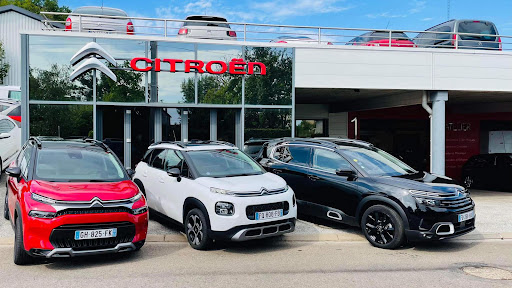 Photo 1 - LM AUTOMOBILE