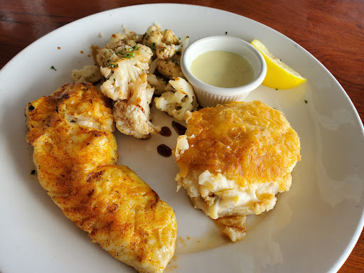 Seafood Restaurant «Fish Market Restaurant», reviews and photos, 750 N Harbor Dr, San Diego, CA 92101, USA