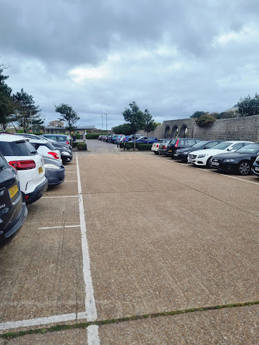 Reviews of Beach House West Car Park in Worthing - Parking garage