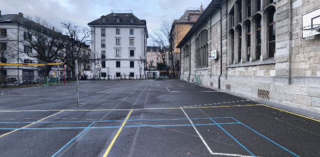 Rezensionen über Schulhaus Lavater in Zürich - Schule
