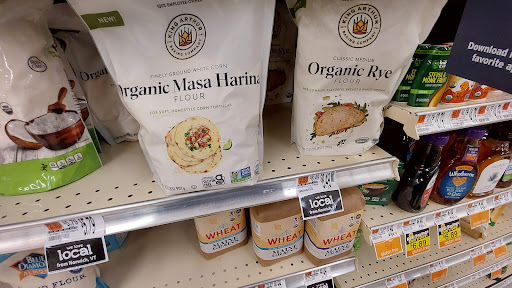 Grocery Store «Hannaford Supermarket», reviews and photos, 99 Main St, Gorham, ME 04038, USA