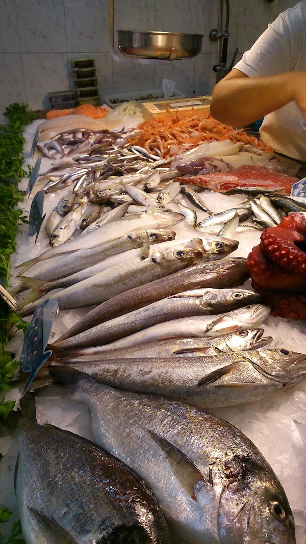 pescadería Paco y Mari