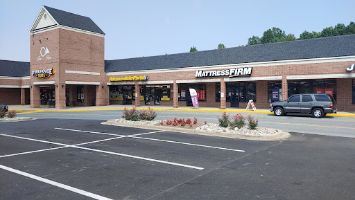 Mattress Firm Fox Run, 625 Solomons Island Rd N, Prince Frederick, MD 20678, USA, 