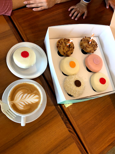 Pastry Shop «Crave», reviews and photos, 2501 Research Forest Dr, The Woodlands, TX 77381, USA