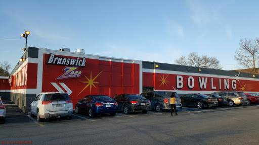 Bowling Alley «Brunswick Zone Lowell Lanes», reviews and photos, 647 Pawtucket Blvd, Lowell, MA 01854, USA