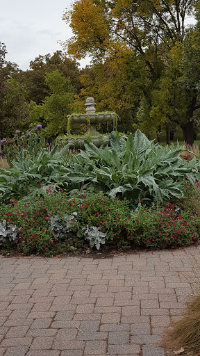 Garden «Minnehaha Falls (Hiawatha Statue)», reviews and photos, 4801 S Minnehaha Park Dr, Minneapolis, MN 55417, USA