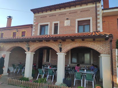 Albergue “Via Trajana“ - Cam. Sahagún, 11, 24343 Calzadilla de los Hermanillos, León, Spain