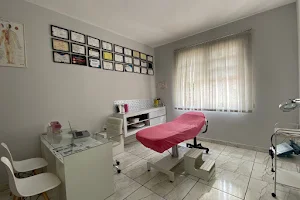 Clinica Juliana Spósito Centro Jundiaí | Eletroestimulação, Depilação a Laser, Peeling, Limpeza de Pele, Secagem de Vasinho image