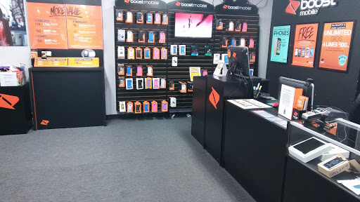 Cell Phone Store «Boost Mobile Store By X-Cell Wireless Llc», reviews and photos, 10604 Bridgeport Way SW, Lakewood, WA 98499, USA
