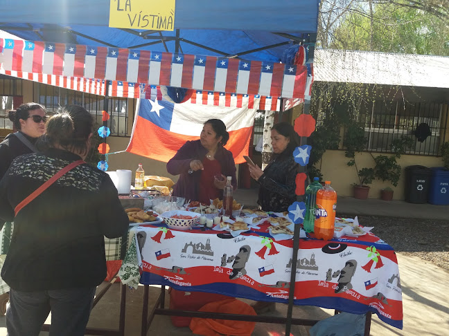 Escuela La Chispa - Río Claro