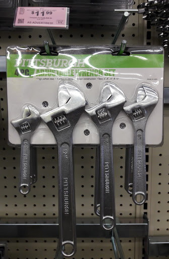 Hardware Store «Harbor Freight Tools», reviews and photos, 3050 N Josey Ln #106, Carrollton, TX 75007, USA