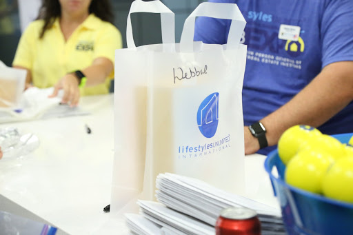 Real Estate Consultant «Education and Mentor Club for Real Estate Investing», reviews and photos, 11200 Westheimer Rd Suite 1000, Houston, TX 77042, USA