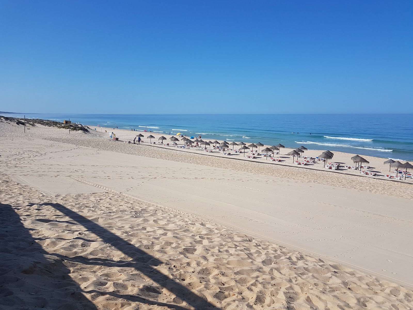 Φωτογραφία του Praia do Pego - δημοφιλές μέρος μεταξύ λάτρεις της χαλάρωσης