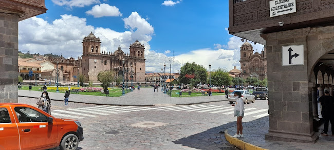Centro Comercial los Ruiseñores - Cusco
