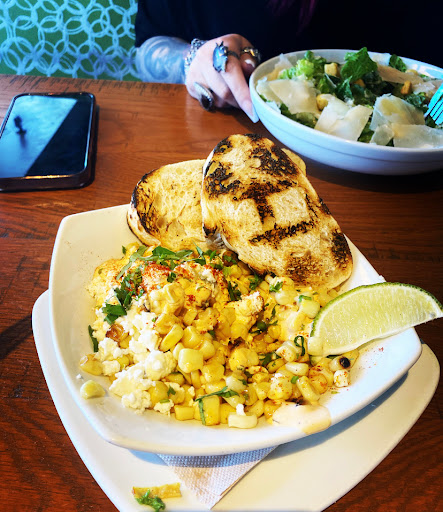 California Pizza Kitchen at Tarzana image