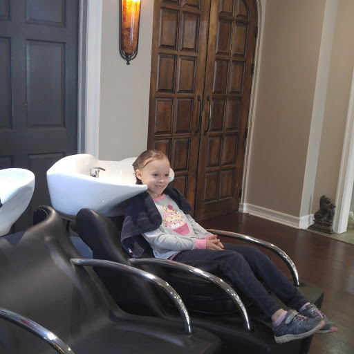 Hair Salon «Fox & Co Hair Nails & Skin Sln», reviews and photos, 85 Covert Ave, Floral Park, NY 11001, USA