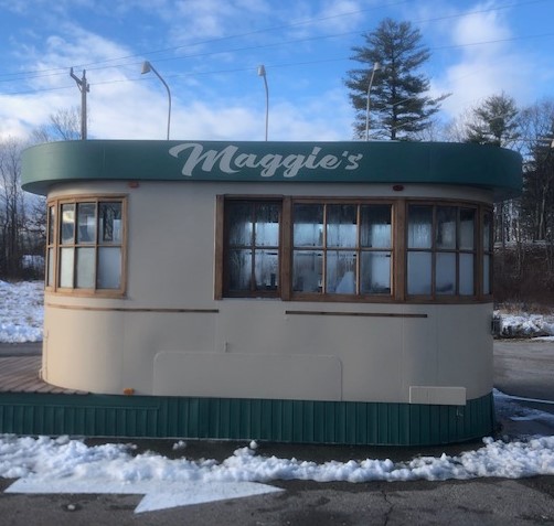 Maggie's Dine & Drive 03901