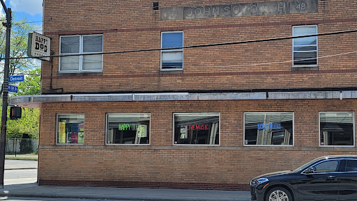 Bar «Happy Dog», reviews and photos, 5801 Detroit Ave, Cleveland, OH 44102, USA
