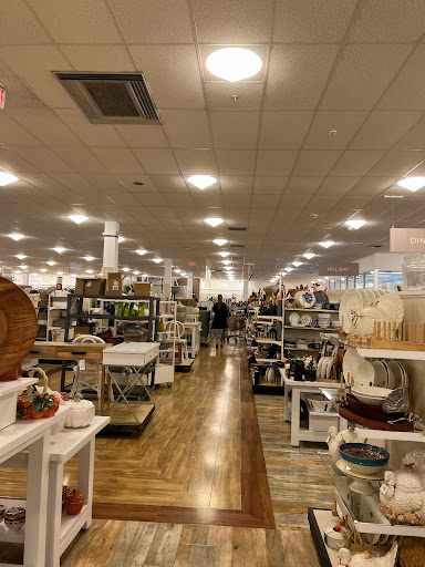Department Store «HomeGoods», reviews and photos, 13540 Hoover Creek Blvd #900, Charlotte, NC 28273, USA