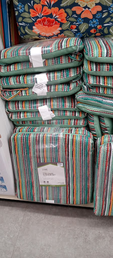 Discount Store «Big Lots», reviews and photos, 4613 Dixie Hwy, Fairfield, OH 45014, USA