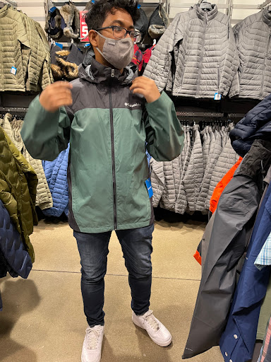 Sportswear Store «Columbia Sportswear Outlet Store at Cincinnati Premium Outlets», reviews and photos, 234 Premium Outlets Dr, Monroe, OH 45050, USA