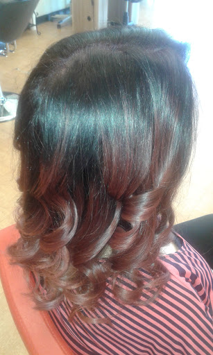 Beauty Salon «LILI Beauty Salon», reviews and photos, 1806 Cypress Creek Pkwy, Houston, TX 77090, USA