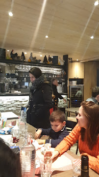 Atmosphère du Restaurant Omeletterie La Poêle à Chamonix-Mont-Blanc - n°12