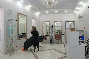 Beauty salon "Hollywood" image