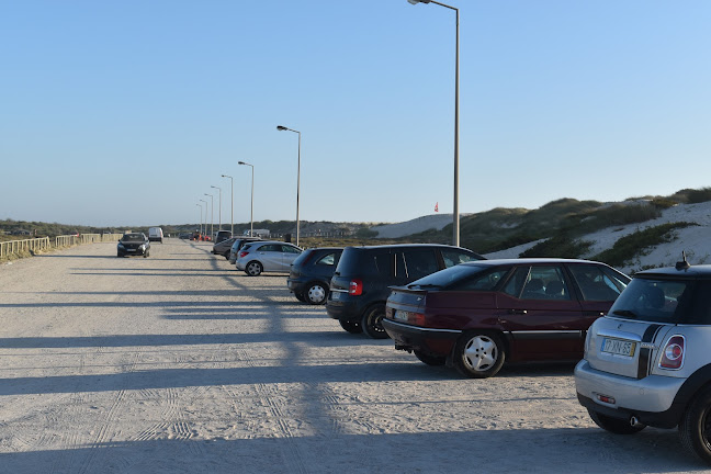 Parque de estacionamento Praia do Areão - Estacionamento