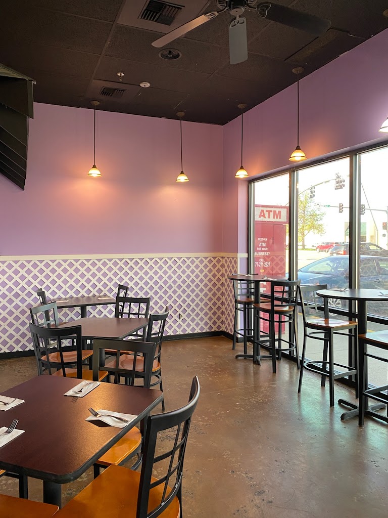 Pakayor Thai restaurant 59102