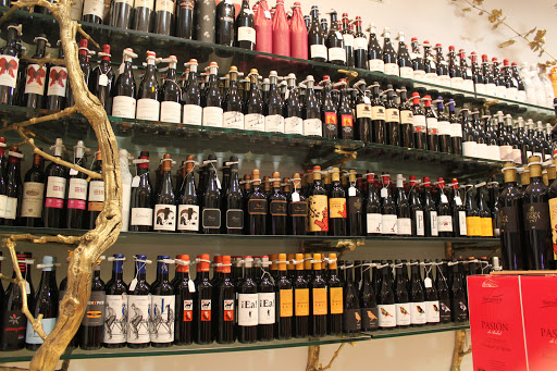 Los Rosales Wine Shop