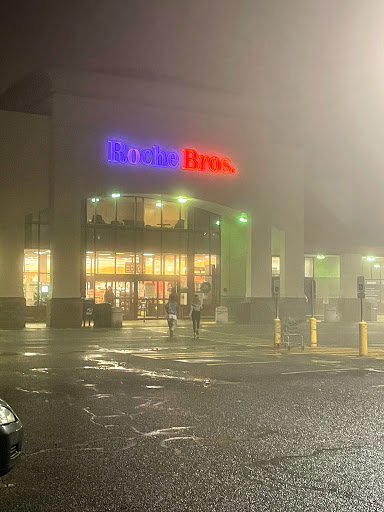 Supermarket «Roche Bros. Quincy», reviews and photos, 101 Falls Blvd #3, Quincy, MA 02169, USA