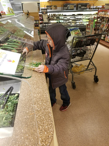 Grocery Store «Giant Food», reviews and photos, 11740 Rousby Hall Rd, Lusby, MD 20657, USA