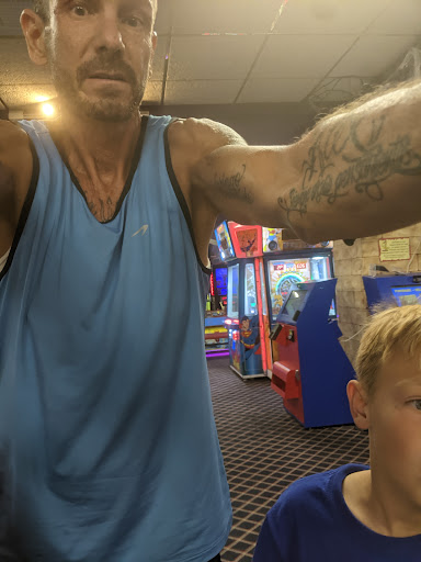 Miniature Golf Course «Roseville Golfland Sunsplash», reviews and photos