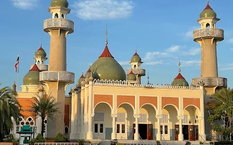 Pattani Central Mosque image
