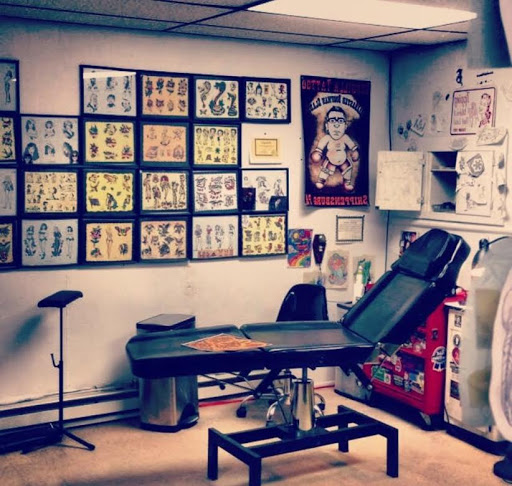Tattoo Shop «Guerilla Tattoo», reviews and photos, 19 W King St, Shippensburg, PA 17257, USA