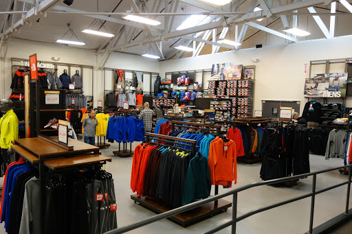 Clothing Store «The North Face Outlet», reviews and photos, 1238 Fifth Street, Berkeley, CA 94710, USA