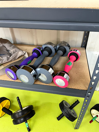 Thrift Store «Attic Outlet», reviews and photos, 302 W Hogan St, Tullahoma, TN 37388, USA