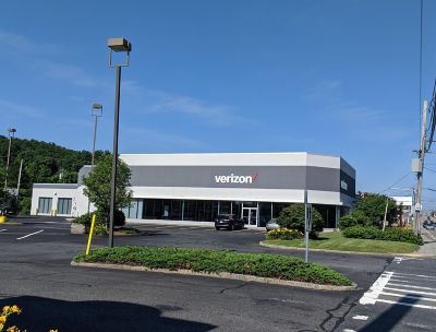 Cell Phone Store «Verizon», reviews and photos, 86 Worcester Rd, Framingham, MA 01702, USA