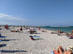 Spiaggia Sassonia di Fano'in fotoğrafı düz ve uzun ile birlikte