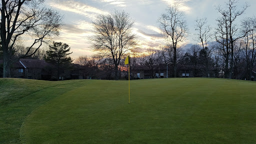 Golf Course «Pine Brook Golf Course», reviews and photos, 1 Covered Bridge Blvd, Manalapan Township, NJ 07726, USA