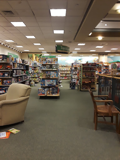 Book Store «Barnes & Noble», reviews and photos, 102 Dorset St, South Burlington, VT 05403, USA