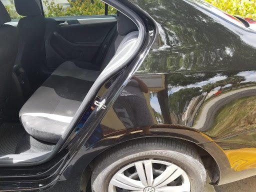 Auto Body Shop «IN & OUT AUTO BODY», reviews and photos, 6464 W Commercial Blvd, Lauderhill, FL 33319, USA