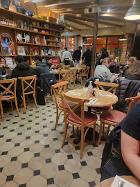 Atmosphère du Restaurant L'Annexe de la Petite Périgourdine à Paris - n°6