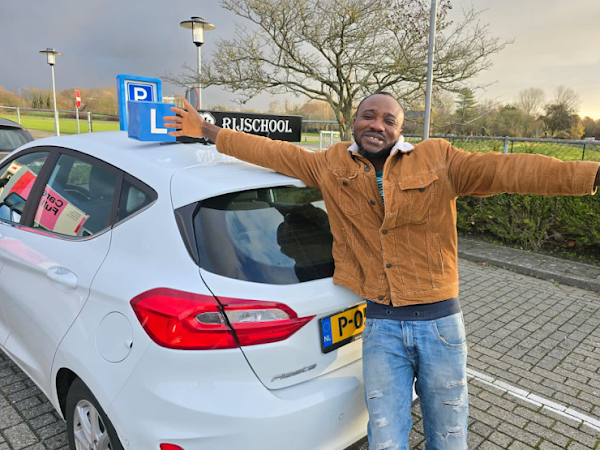 Bewertungsbild von Glad Osayi