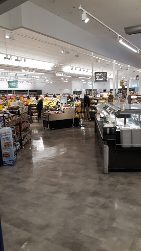 Grocery Store «Stop & Shop», reviews and photos, 215 Glastonbury Blvd, Glastonbury, CT 06033, USA