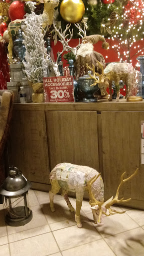 Furniture Store «Art Van Furniture - Grand Rapids», reviews and photos, 4375 28th St SE, Grand Rapids, MI 49512, USA