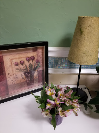 Florist «Myers Florist/Emerald Gardens Flowers», reviews and photos, 2906 Hillsborough Rd, Durham, NC 27705, USA