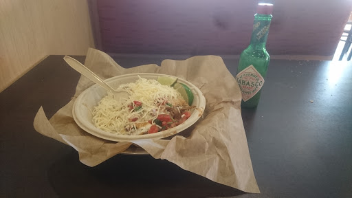 Mexican Restaurant «QDOBA Mexican Eats», reviews and photos, 1500 Bardstown Rd #115, Louisville, KY 40205, USA